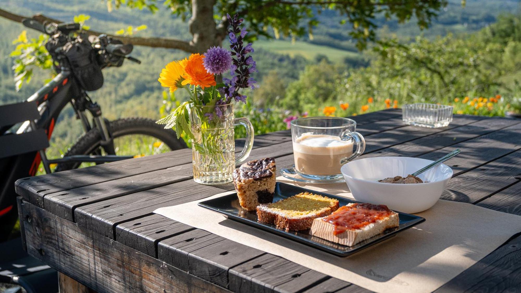 Le Spine B&B Sulla Via Francigena ベルチェート エクステリア 写真