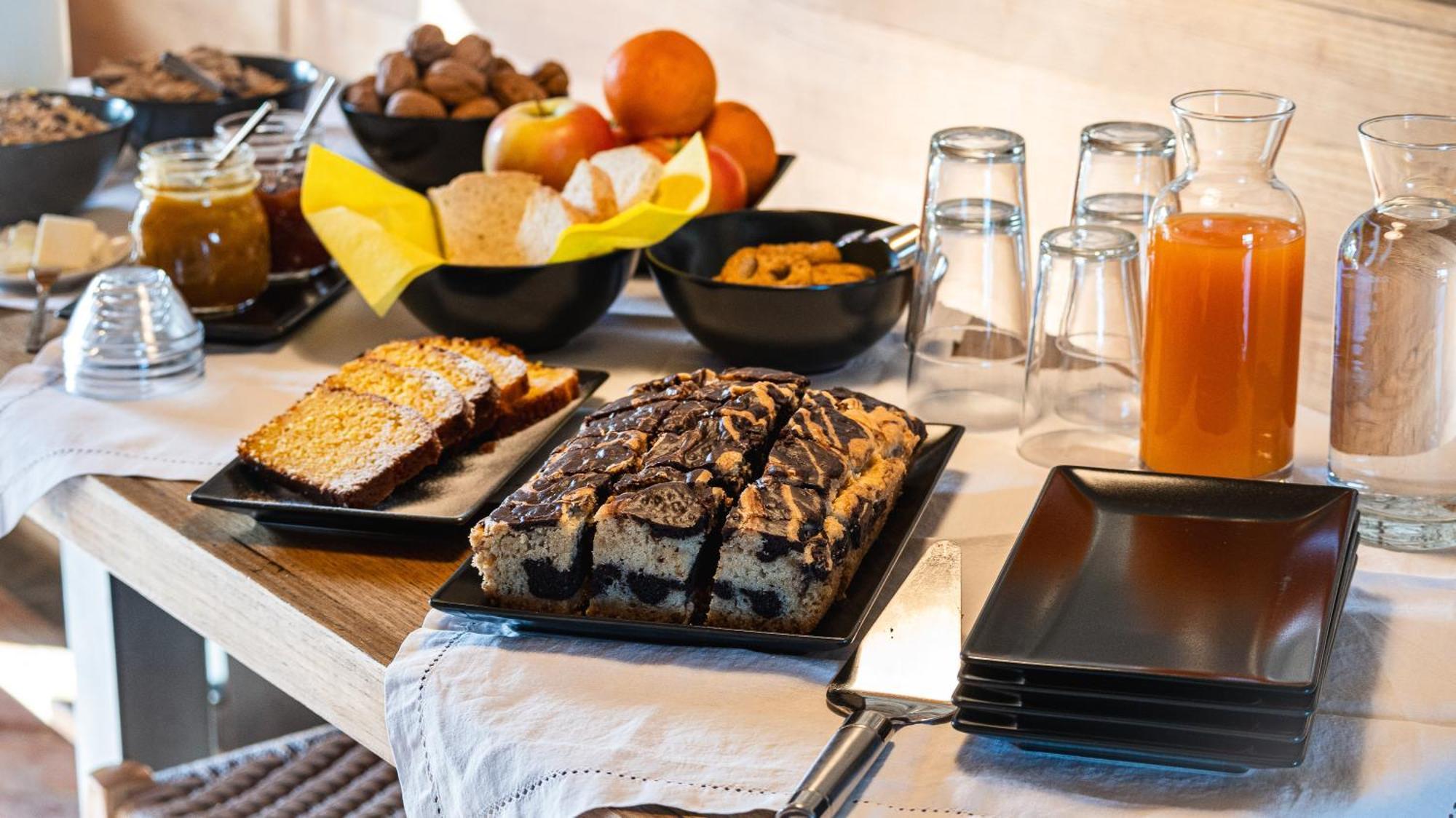 Le Spine B&B Sulla Via Francigena ベルチェート エクステリア 写真